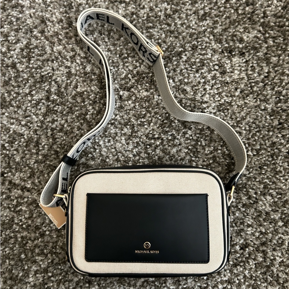 *NWT* Michael Kors Maeve Black and Cream Crossbody Purse Bag